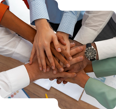 Équipe collaborant ensemble